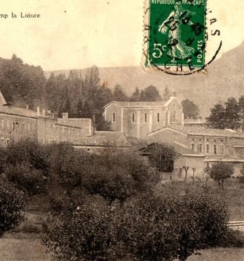 Déambulation soyeuse dans un ancien site industriel du XIXe siècle