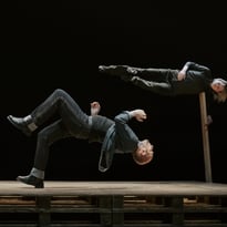 À vue  - Compagnie 32 novembre