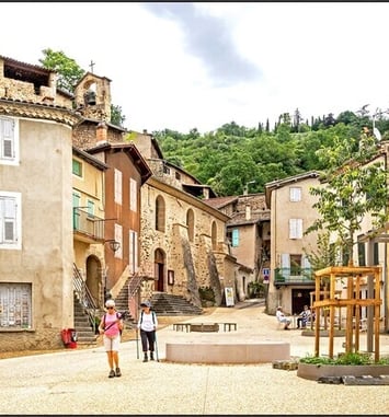 Au fil du temps autour de la Place