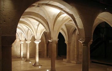 Visite libre de l'abbatiale Sainte-Marie de Cruas