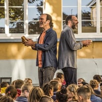 Duo frappé chanté Teklash